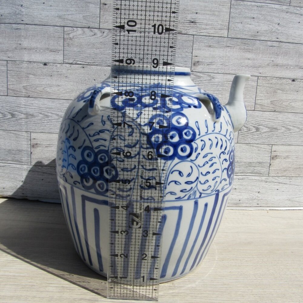 VTG Chinese Chinoiserie Water Jug Wine Oil Pot Cobalt Blue & White Pottery - Picture 3 of 13